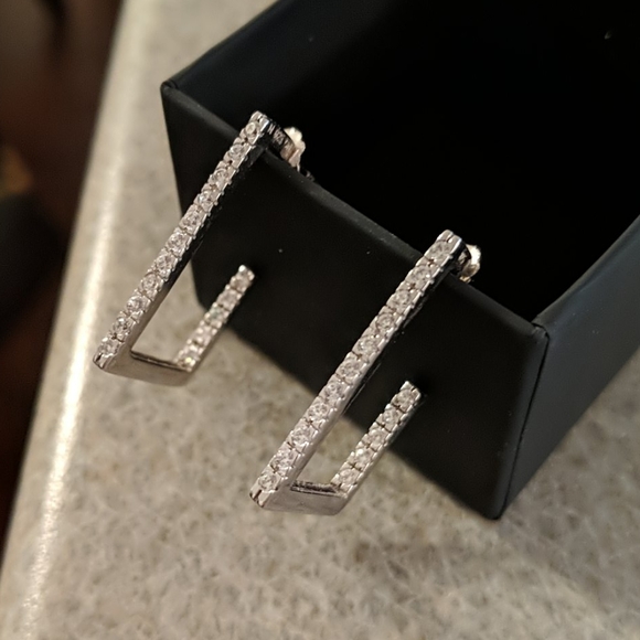 Price ⬇️ Sterling silver rectangular earrings - Picture 3 of 4